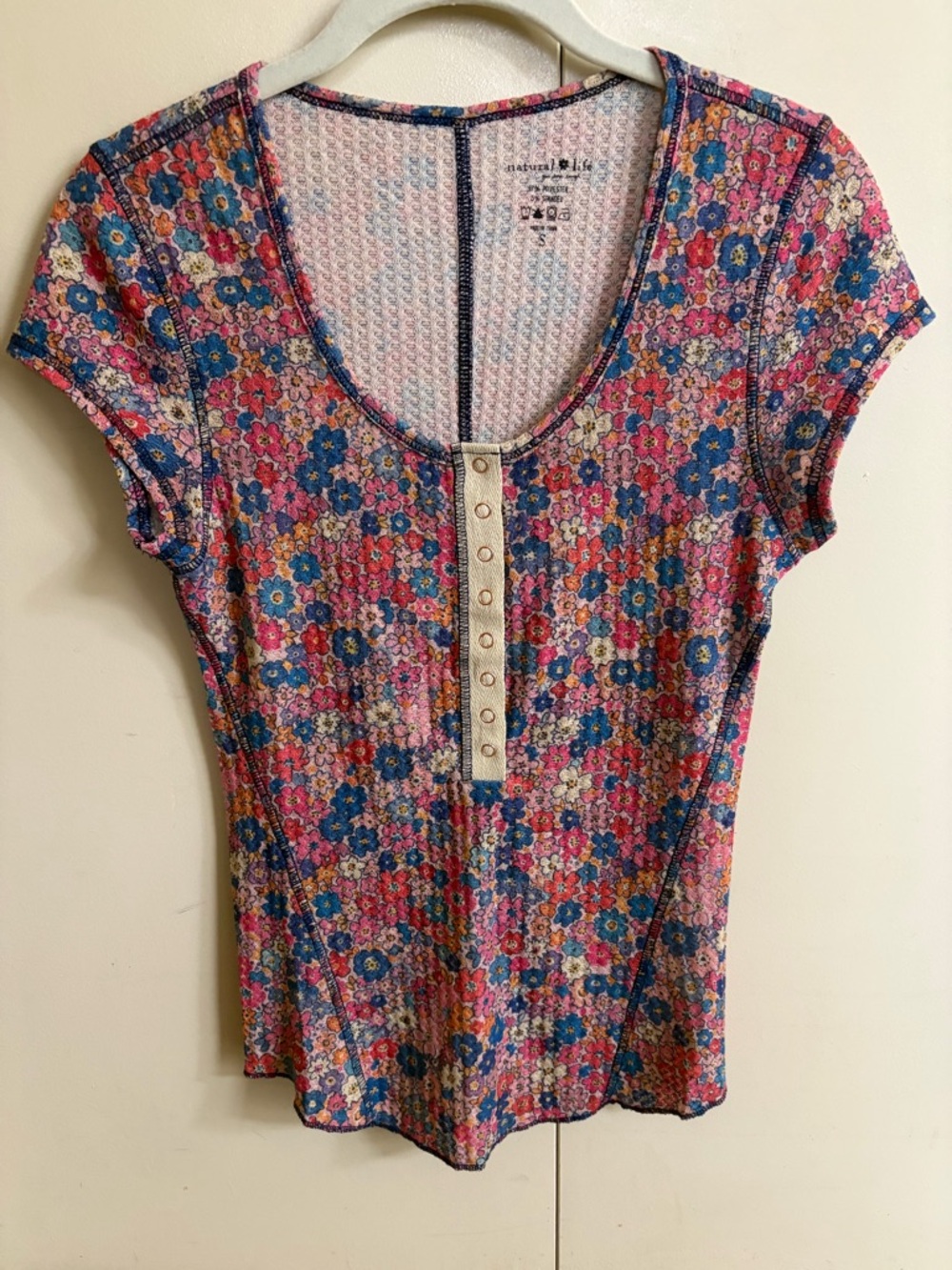 NATURAL LIFE Pink & Blue Floral Scoop-Neck Henley Tee